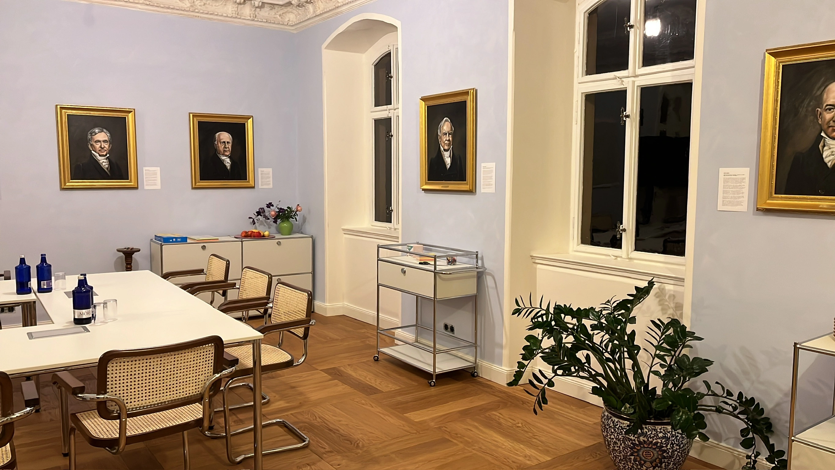 Büro- und Arbeitsbereich im Pavillon auf Schloss Bündorf, Saalekreis
