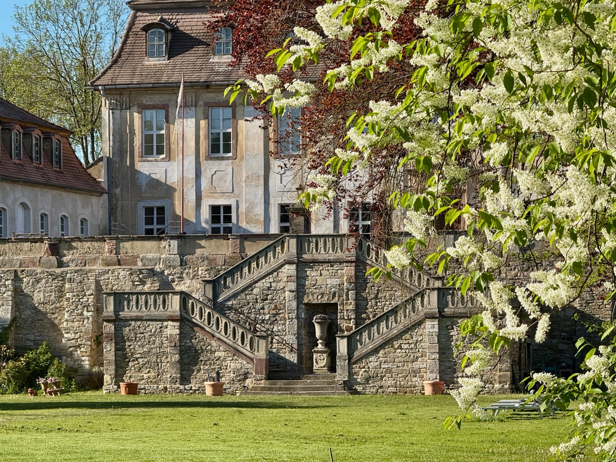 Sommerkonzert auf Schloss Bündorf, historische Kulisse im Saalekreis